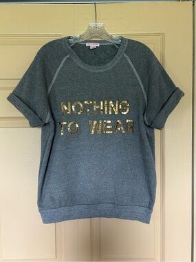 Bow & Drape Gray Short-Sleeve Sweatshirt with Gold Sequin 'NOTHING TO WEAR'